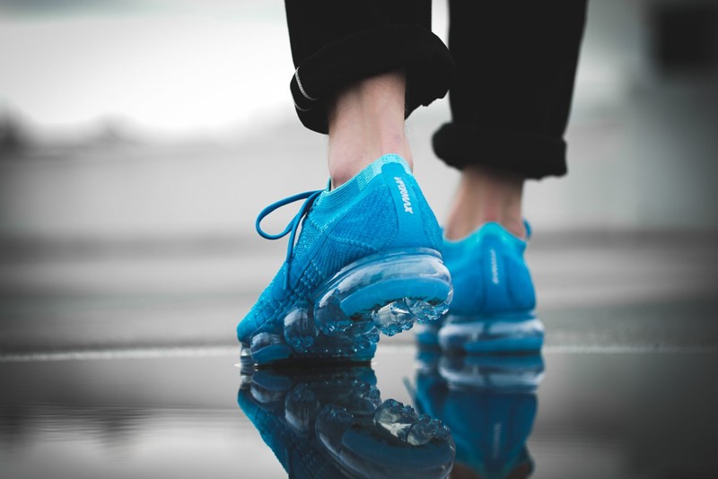 Air vapormax blue clearance orbit